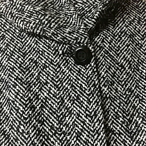 Coat with hood size M 8-10 black white with belt - Picture 2 of 6